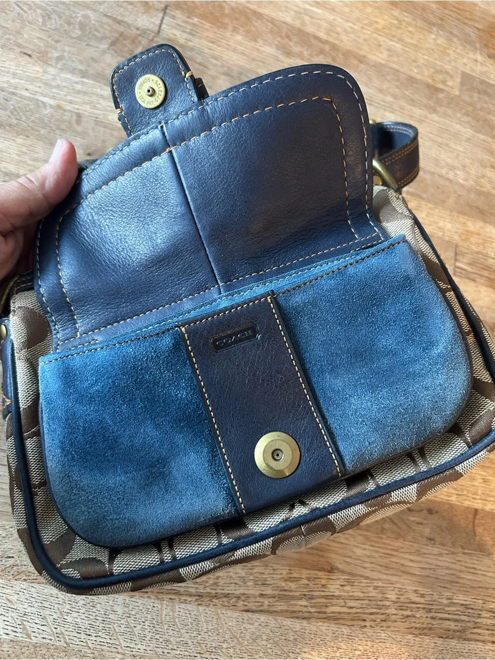 COACH Vtg Y2K Signature Legacy Soho Special  Edition Shoulder Bag Purse 7061
